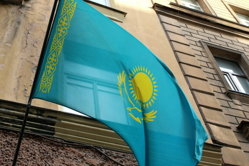 كازاخستان تنفي بيعها مقاتلات خارجة عن الخدمة لأوكرانيا